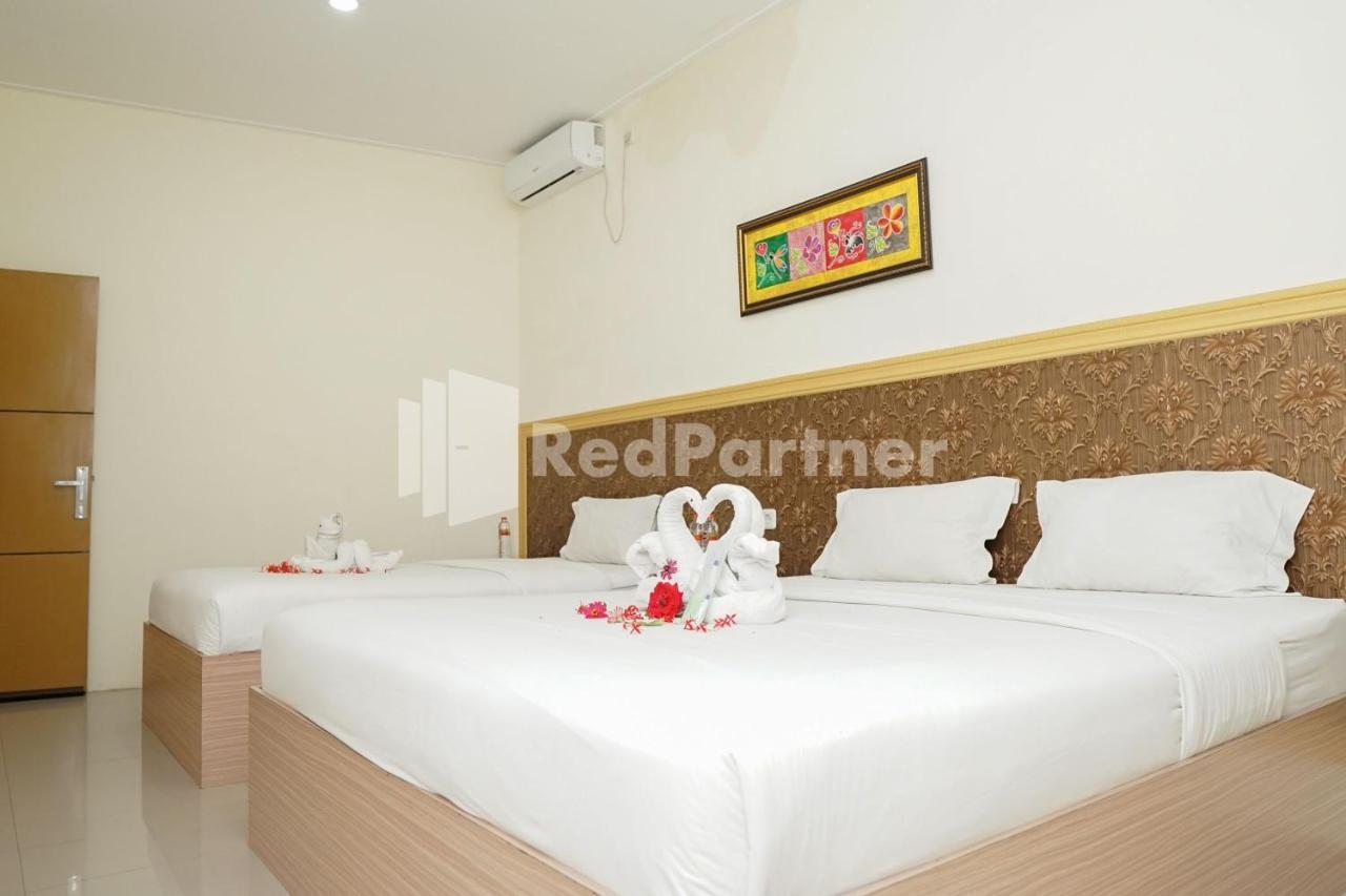 Adisa Homestay Near Saiful Anwar 玛琅 外观 照片