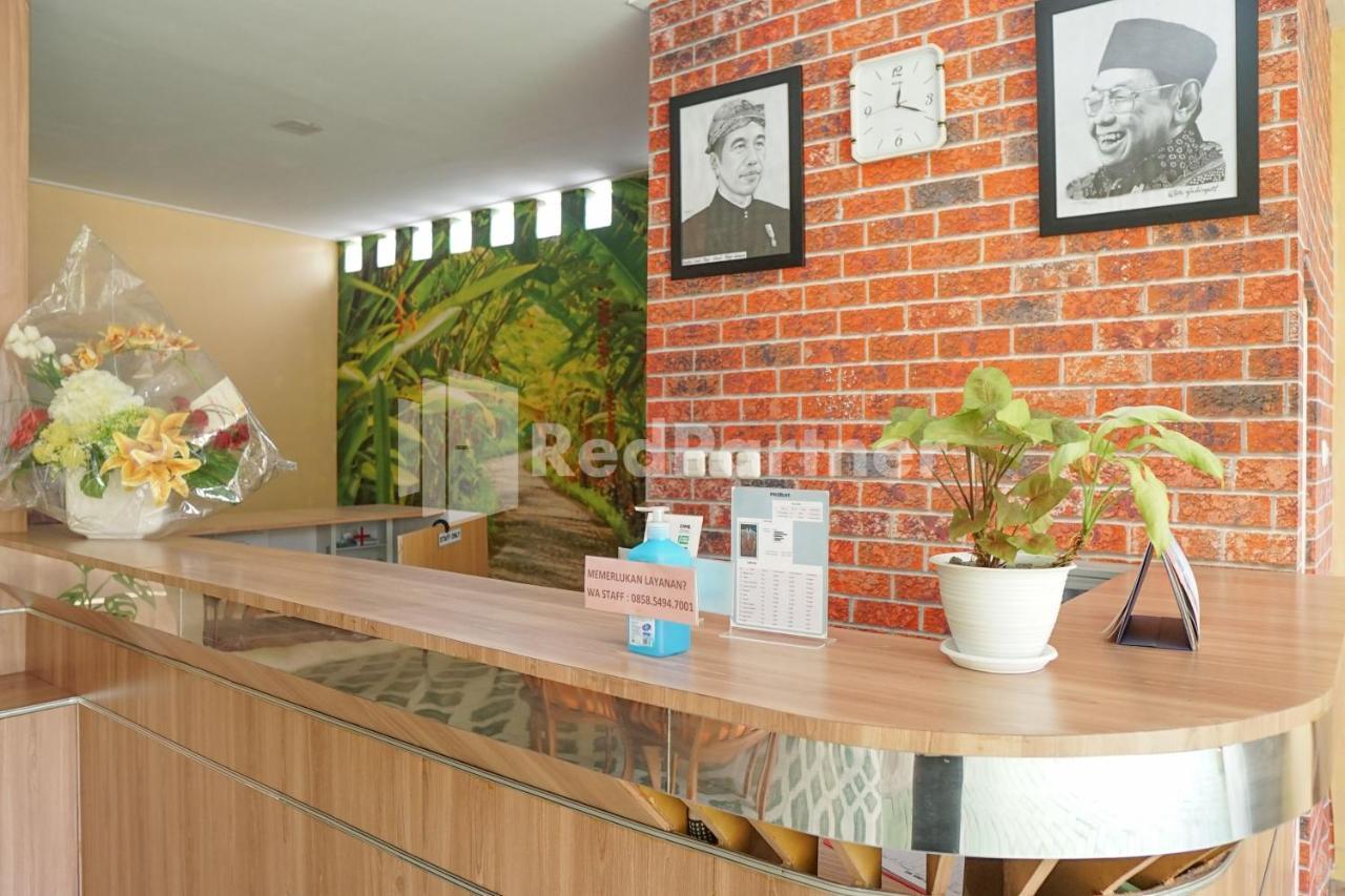 Adisa Homestay Near Saiful Anwar 玛琅 外观 照片