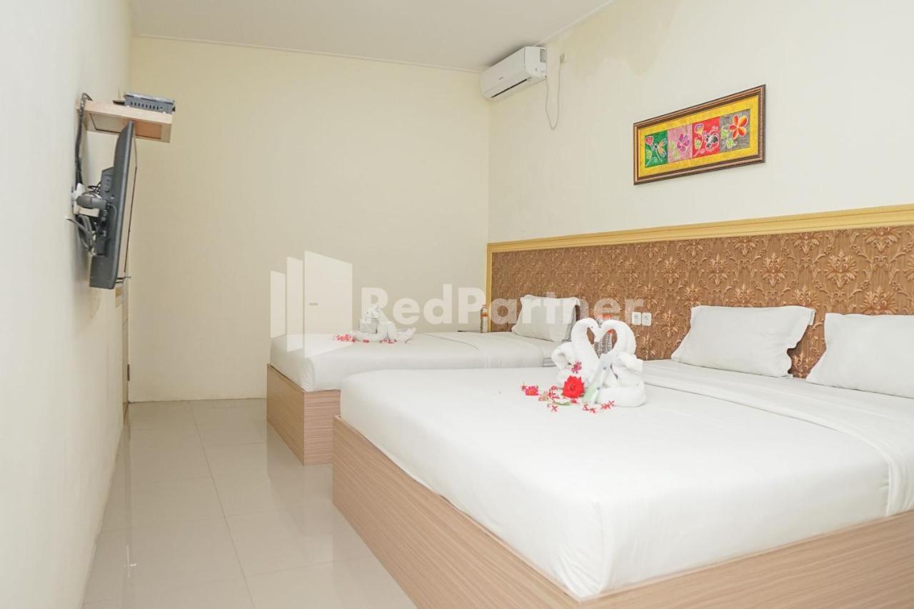 Adisa Homestay Near Saiful Anwar 玛琅 外观 照片