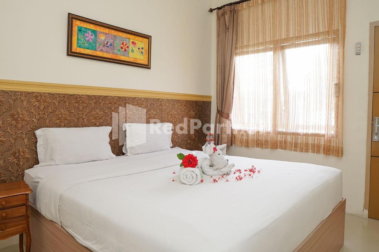 Adisa Homestay Near Saiful Anwar 玛琅 外观 照片