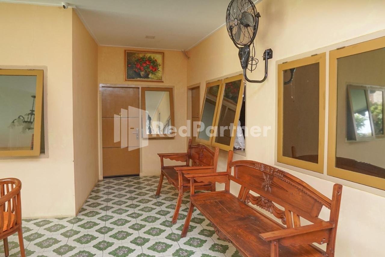 Adisa Homestay Near Saiful Anwar 玛琅 外观 照片